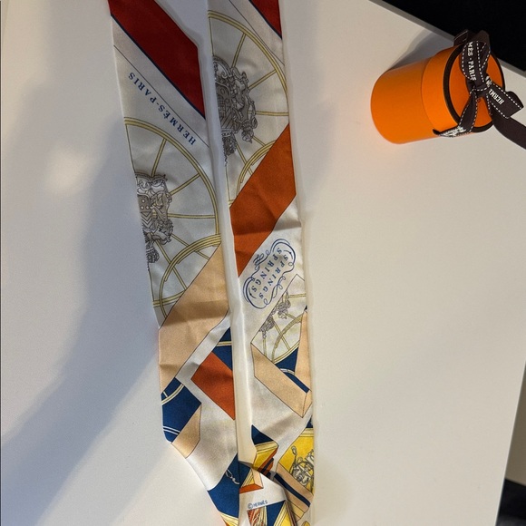 Hermès Springs Springs Silk Twilly Scarf - NIB - Picture 7 of 8